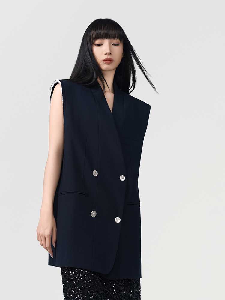 ベスト 肩パッド入り四つボタンロングジレ