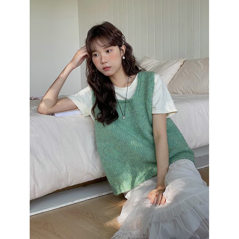 ベスト ふんわりモヘア風ベスト