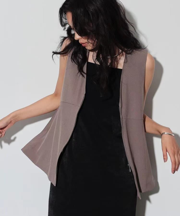 ベスト スタイリッシュフレアジレ