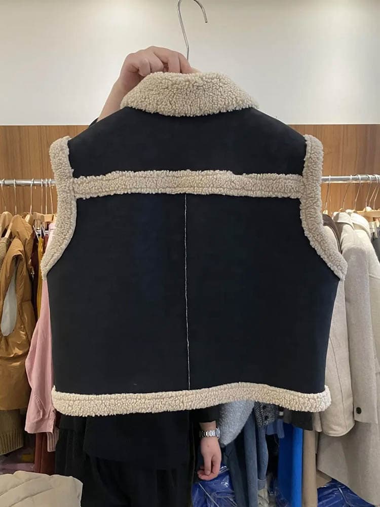 ベスト もこもこボア裏地付き袖なしジャケット