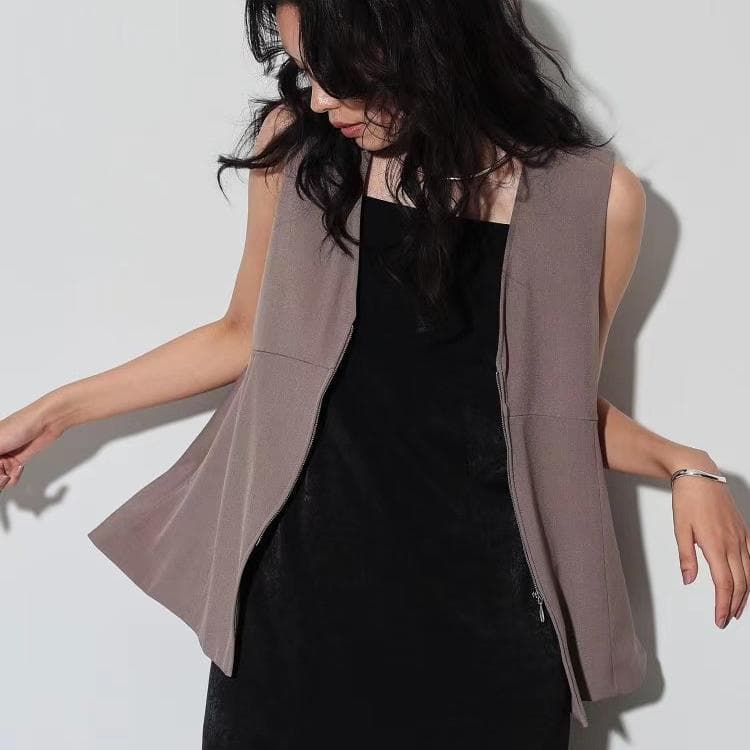 ベスト スタイリッシュフレアジレ