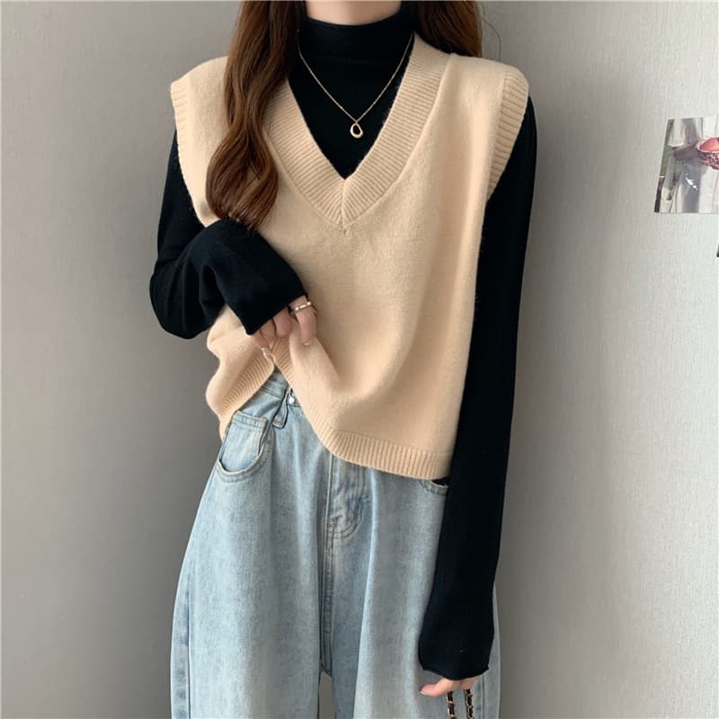 シンプル深Vネックベスト