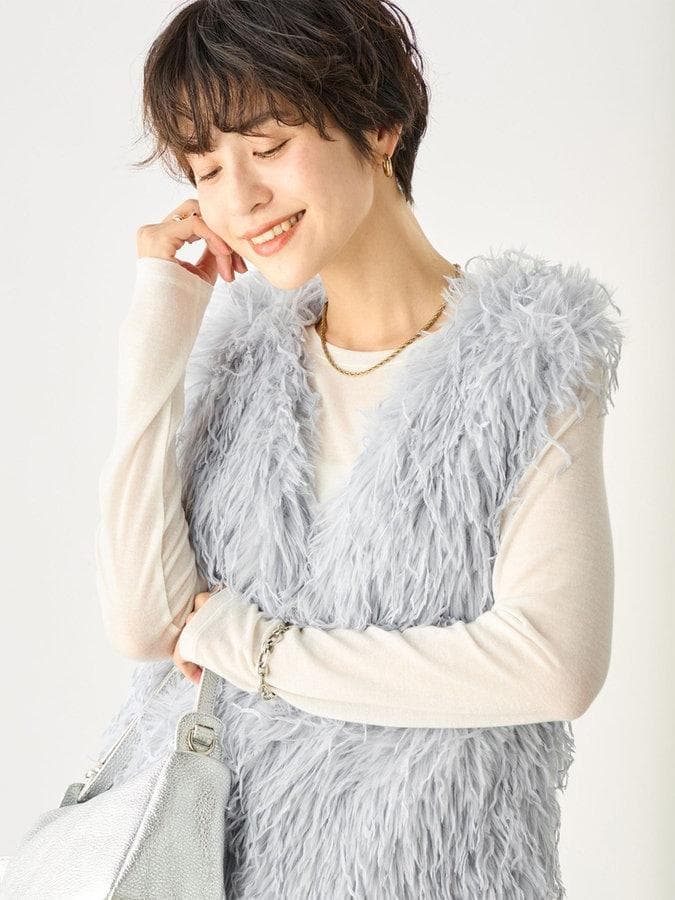 ふんわりシャギー素材ベスト