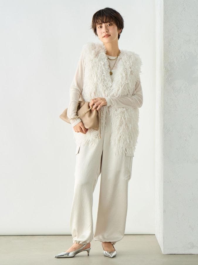 ふんわりシャギー素材ベスト