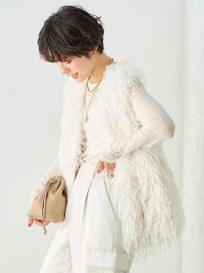 ふんわりシャギー素材ベスト