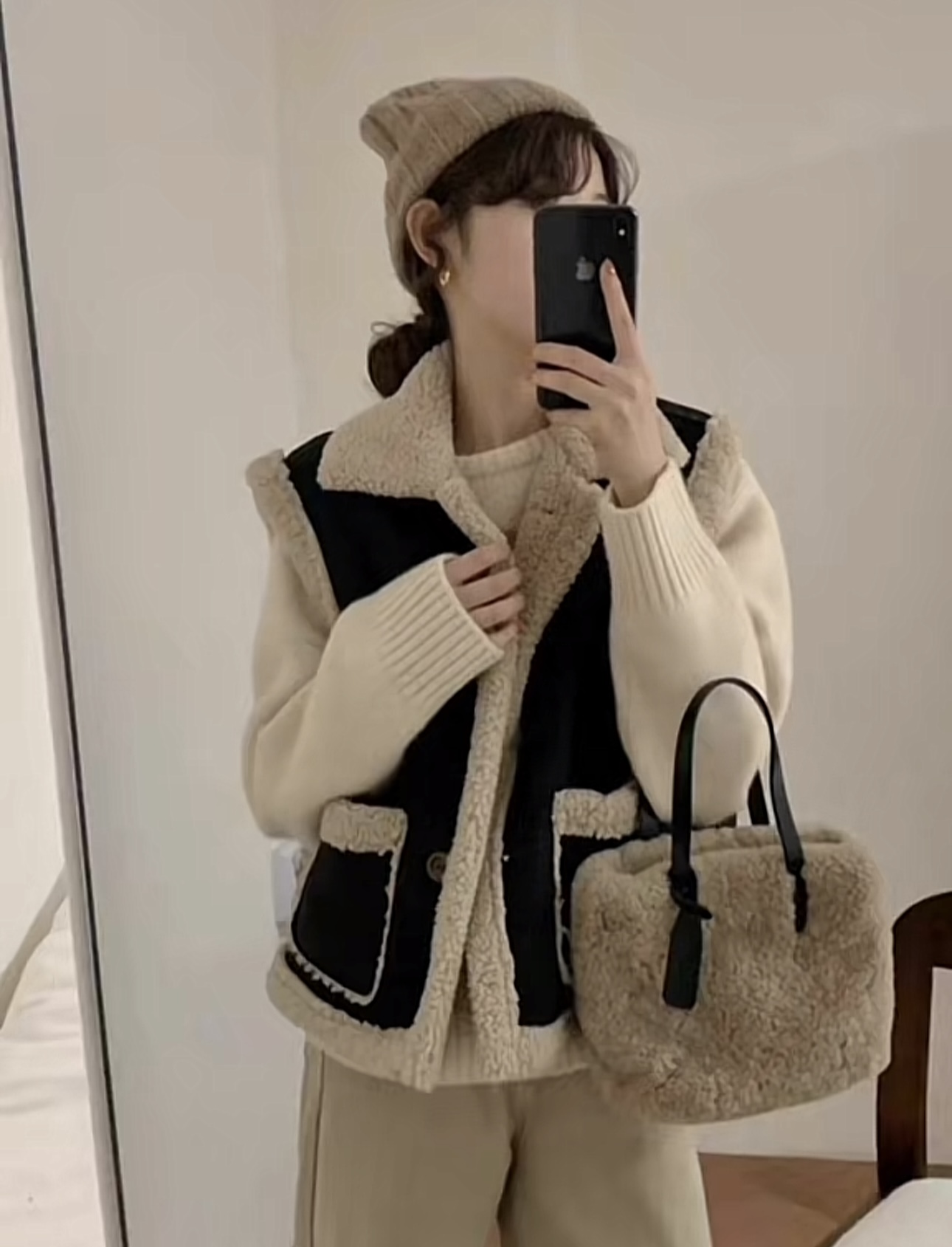 ベスト もこもこボア裏地付き袖なしジャケット