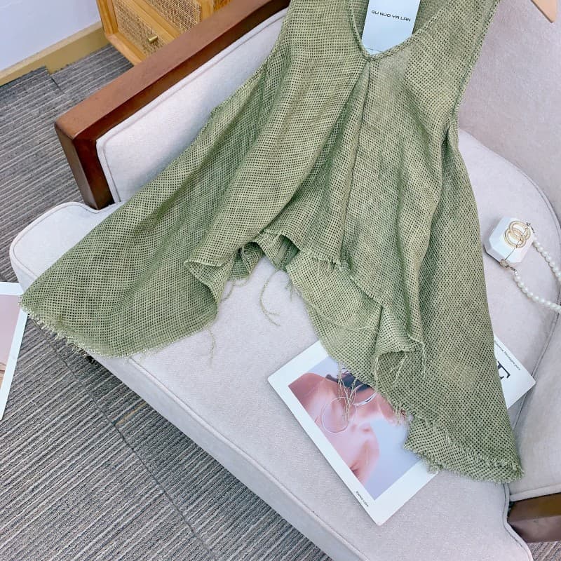 ベスト 麻素材フレアノースリーブベスト