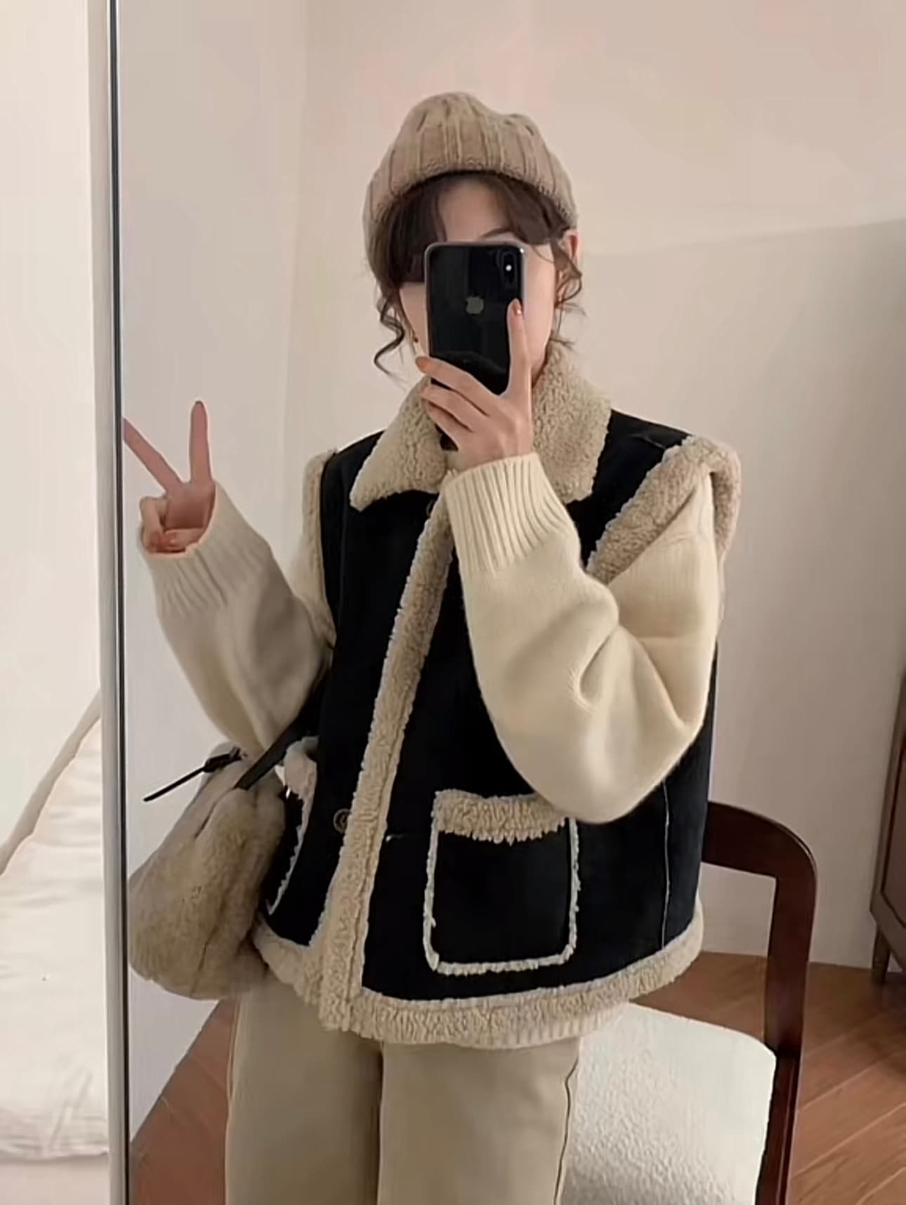 ベスト もこもこボア裏地付き袖なしジャケット