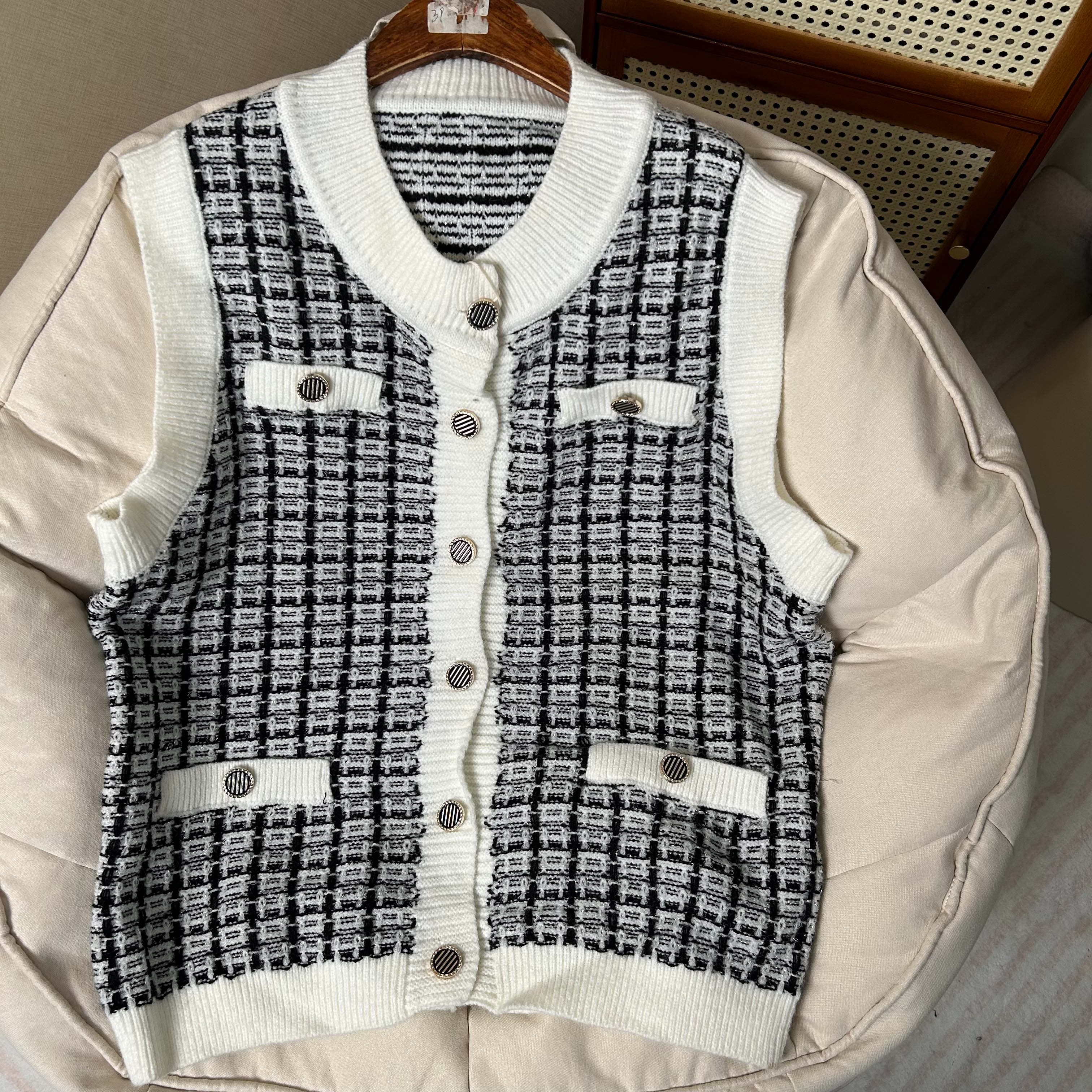 格子柄ツイードベスト