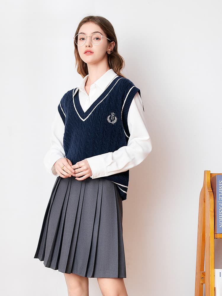 ベスト 学院風ケーブル編みニットベスト