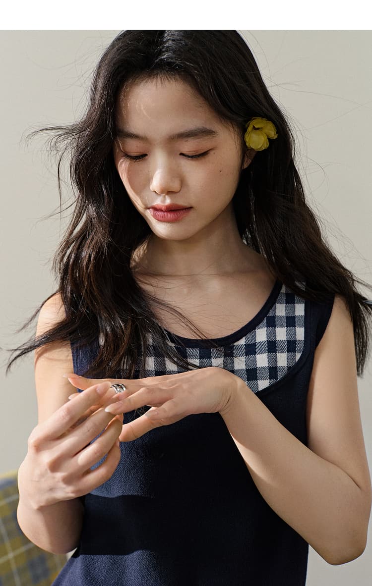 ベスト 格子柄レイヤード風ニットベスト